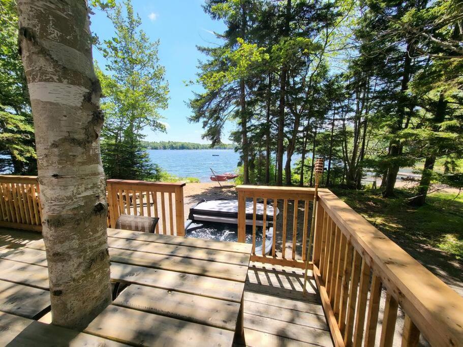 Leland'S Lakehouse Wolfville Eksteriør billede